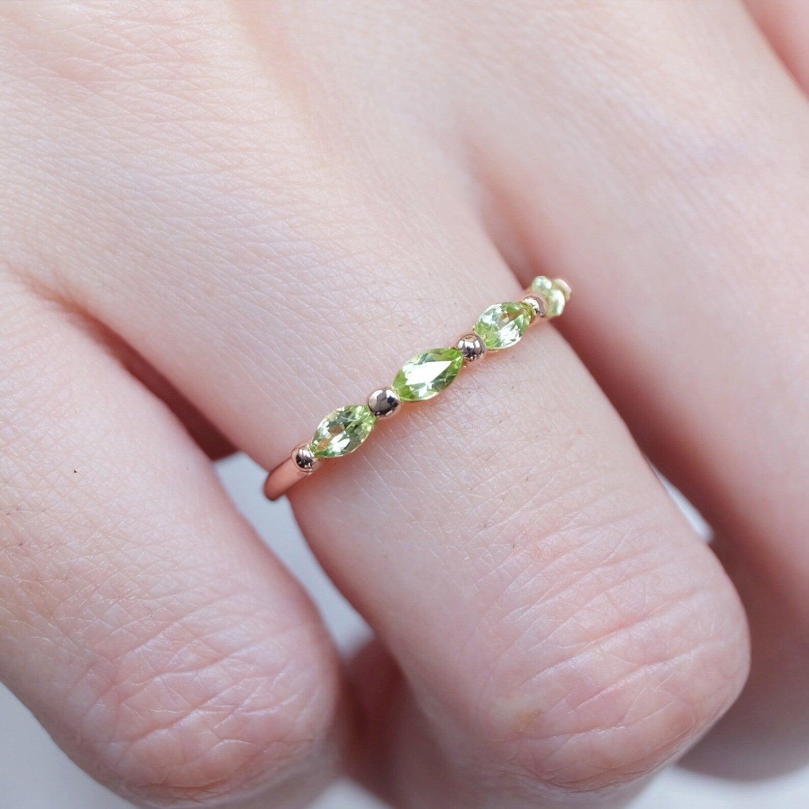 Marquise Peridot Ring Hiba - SOVATS