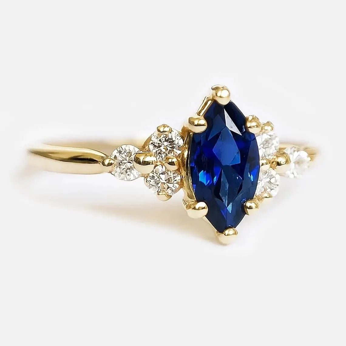 Marquise Sapphire Diamond Ring Renée - SOVATS