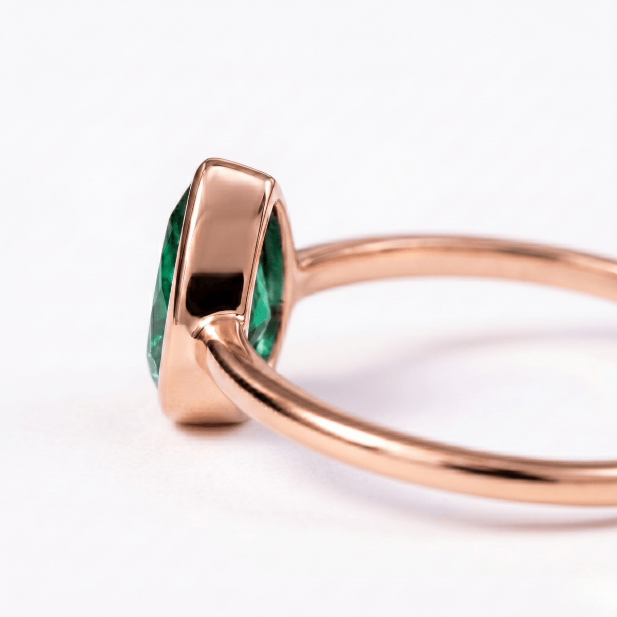 May's Birthstone Ring Bijou - SOVATS