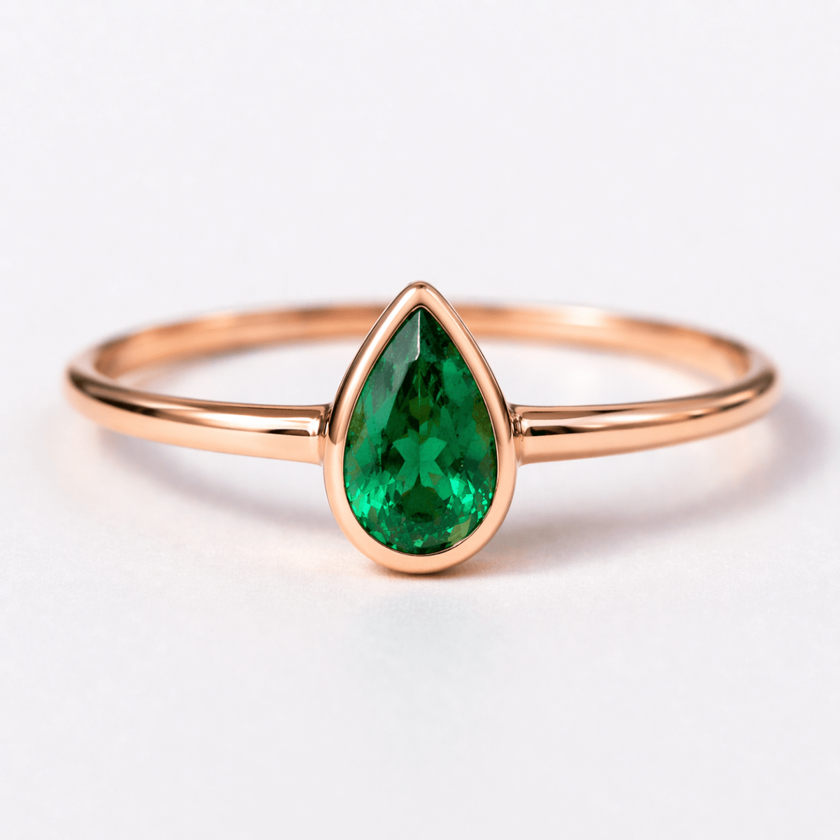 May's Birthstone Ring Bijou - SOVATS