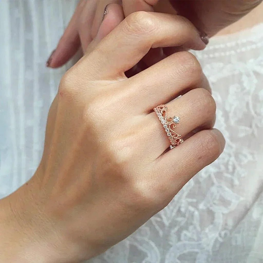 Moissanite Engagement Ring Ayda - SOVATS