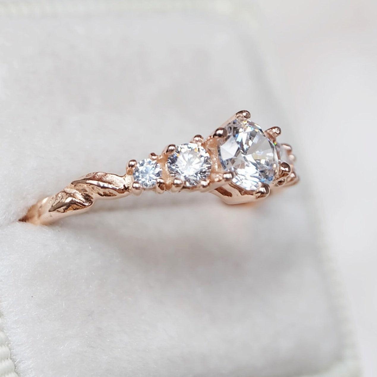 Moissanite Engagement Ring Liviana - SOVATS