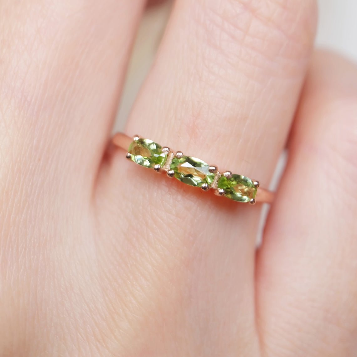 Oval Peridot Ring Amelia - SOVATS