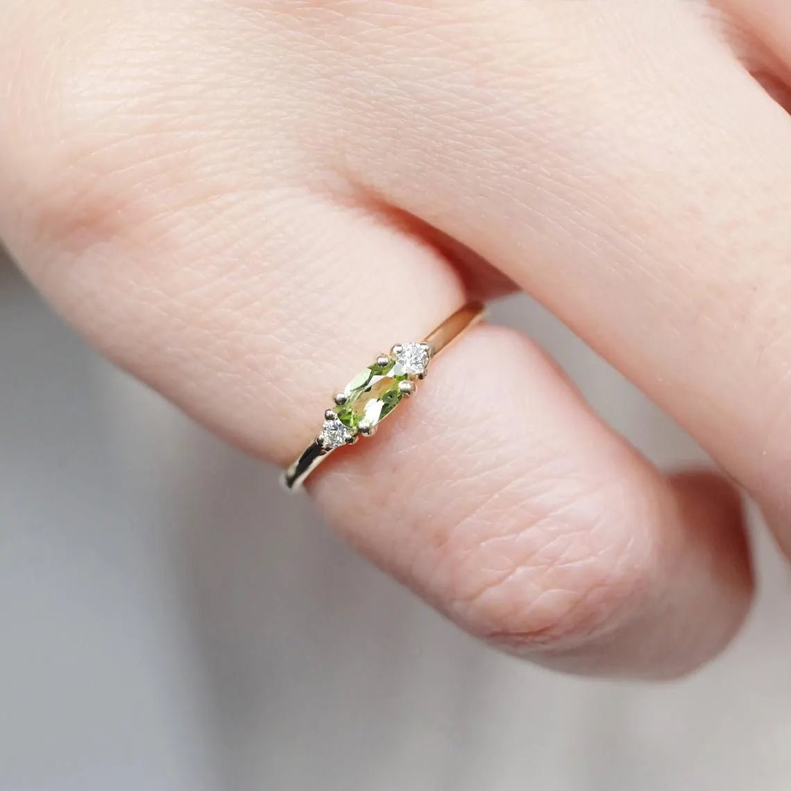 Peridot Diamond Ring Afina - SOVATS