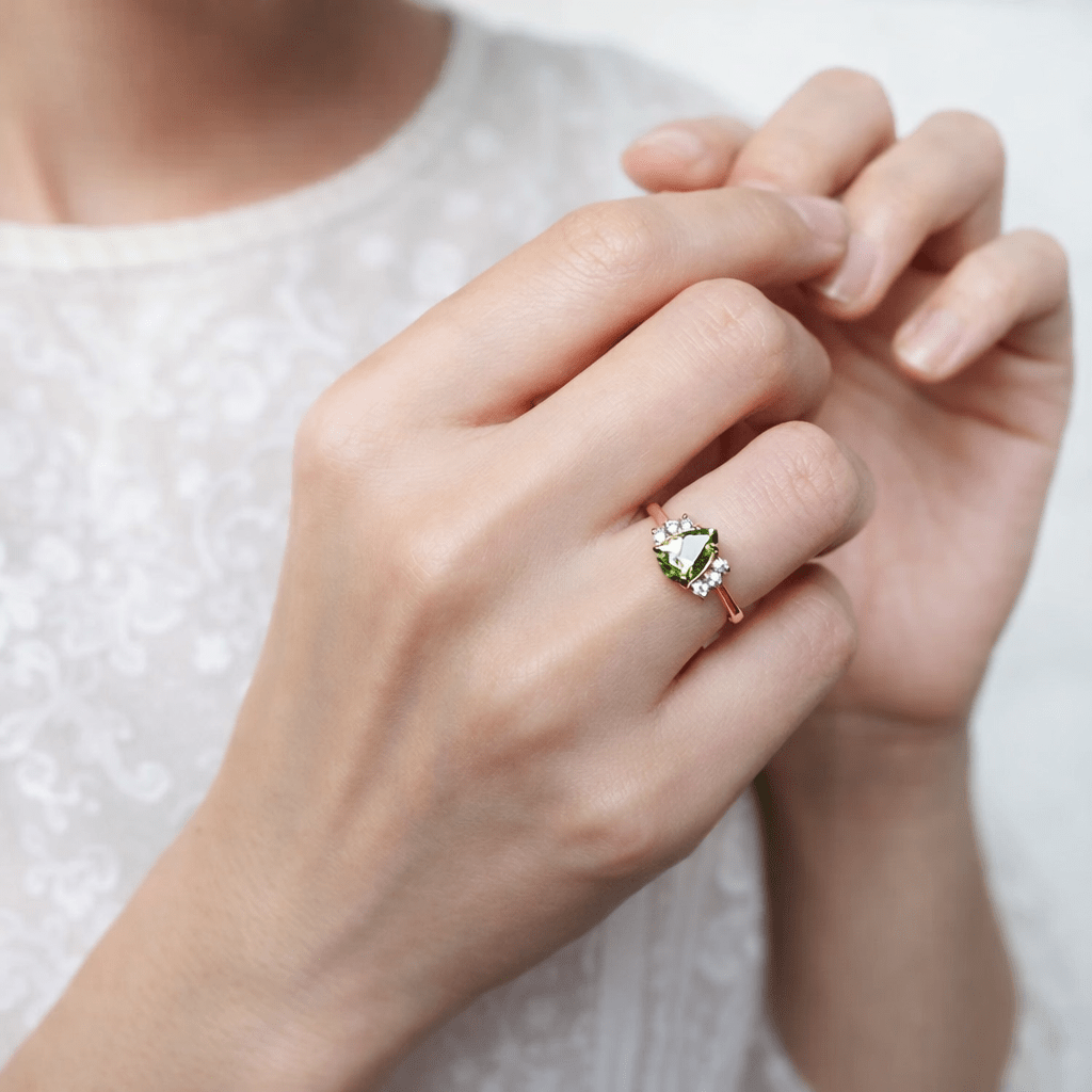 Peridot Diamond Ring Leia - SOVATS
