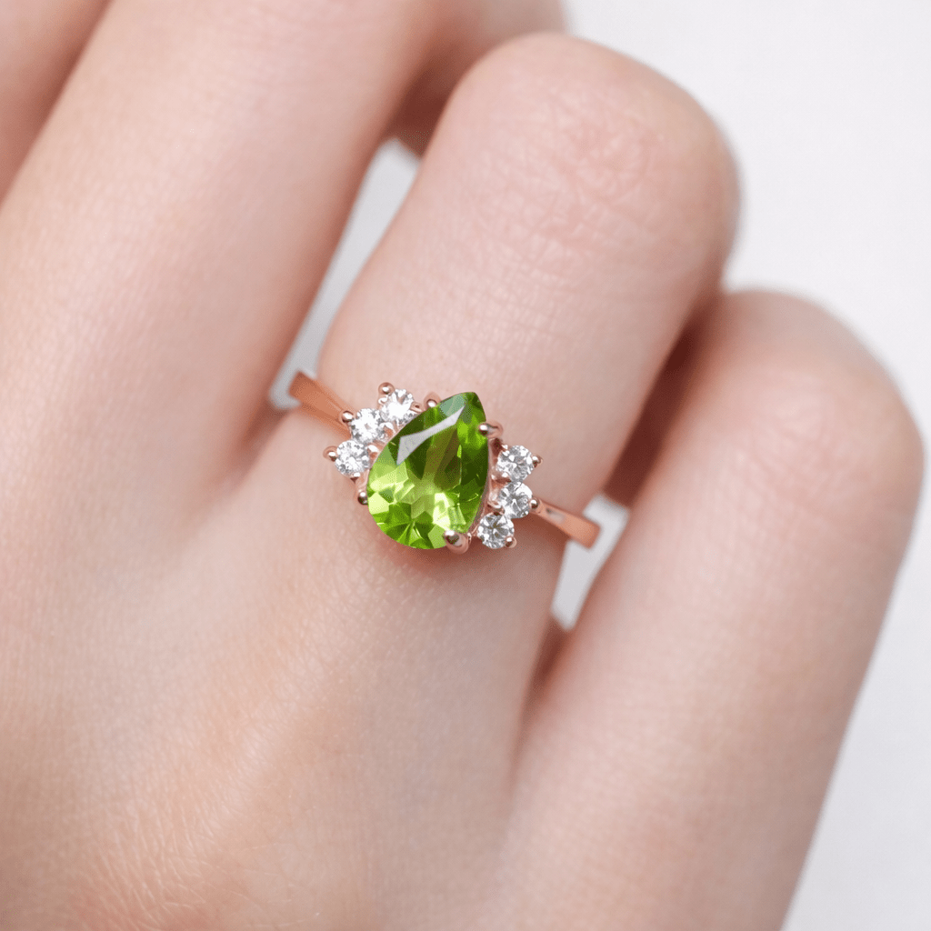 Peridot Diamond Ring Leia - SOVATS