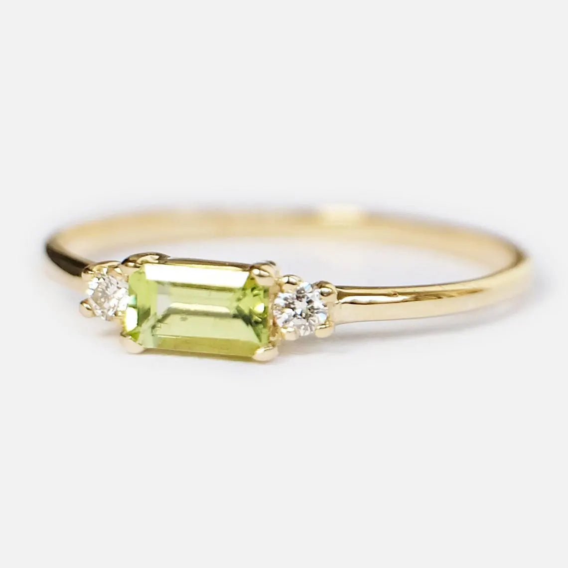 Peridot Diamond Ring Lucian - SOVATS