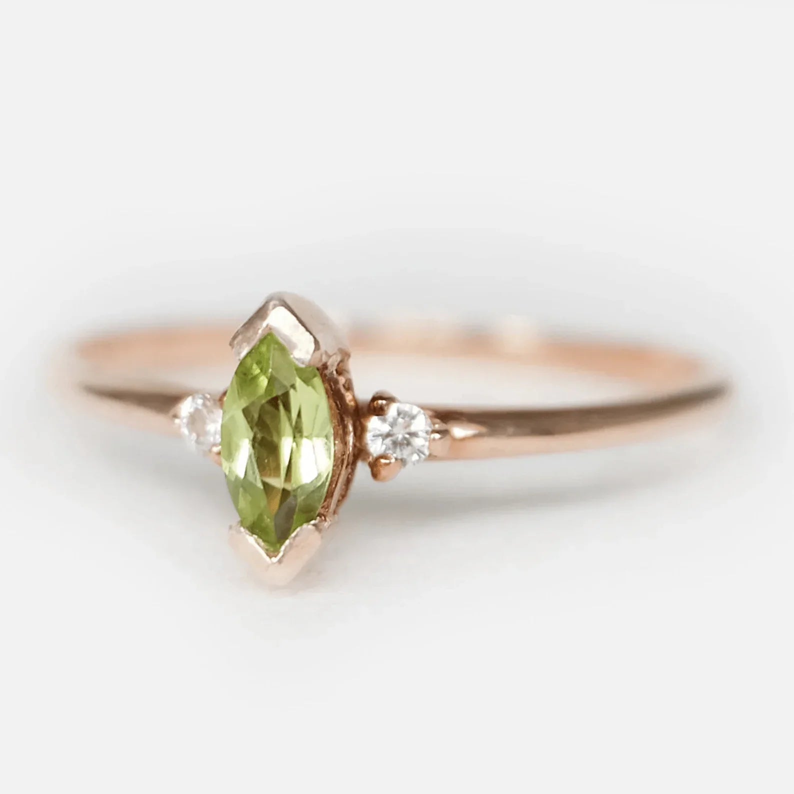 Peridot Diamond Ring Madeleine - SOVATS
