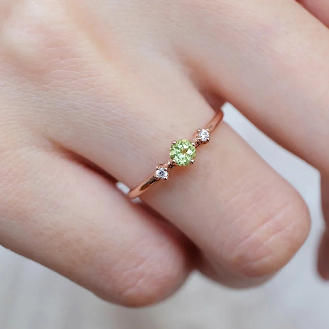 Peridot Diamond Ring Narcissa - SOVATS