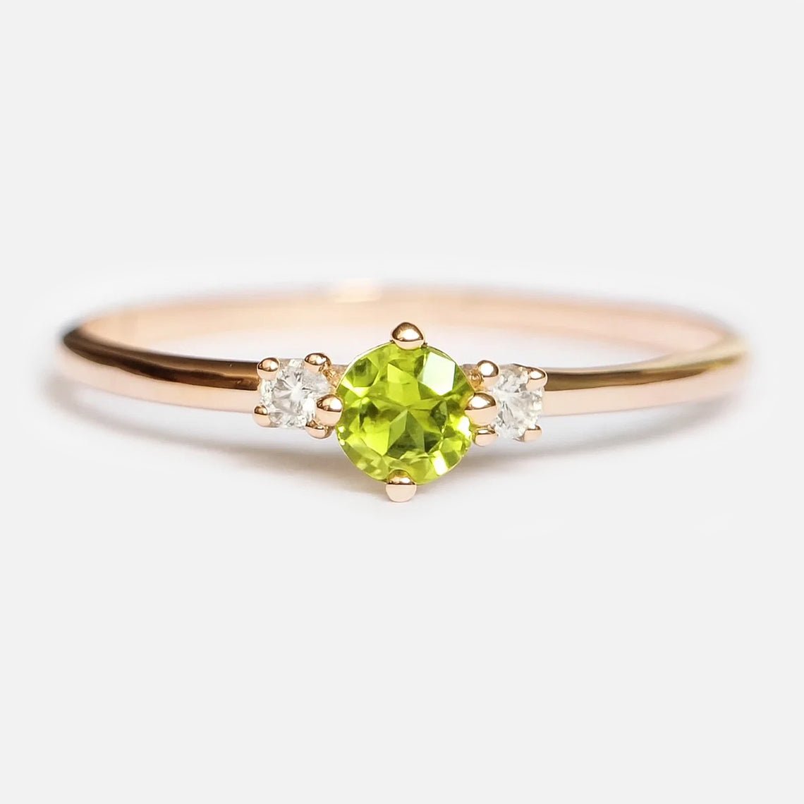 Peridot Diamond Ring Toki - SOVATS