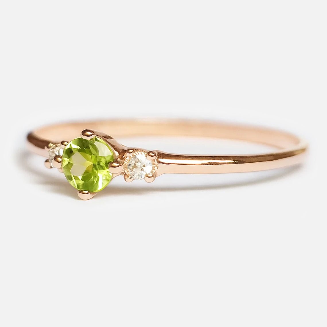 Peridot Diamond Ring Toki - SOVATS