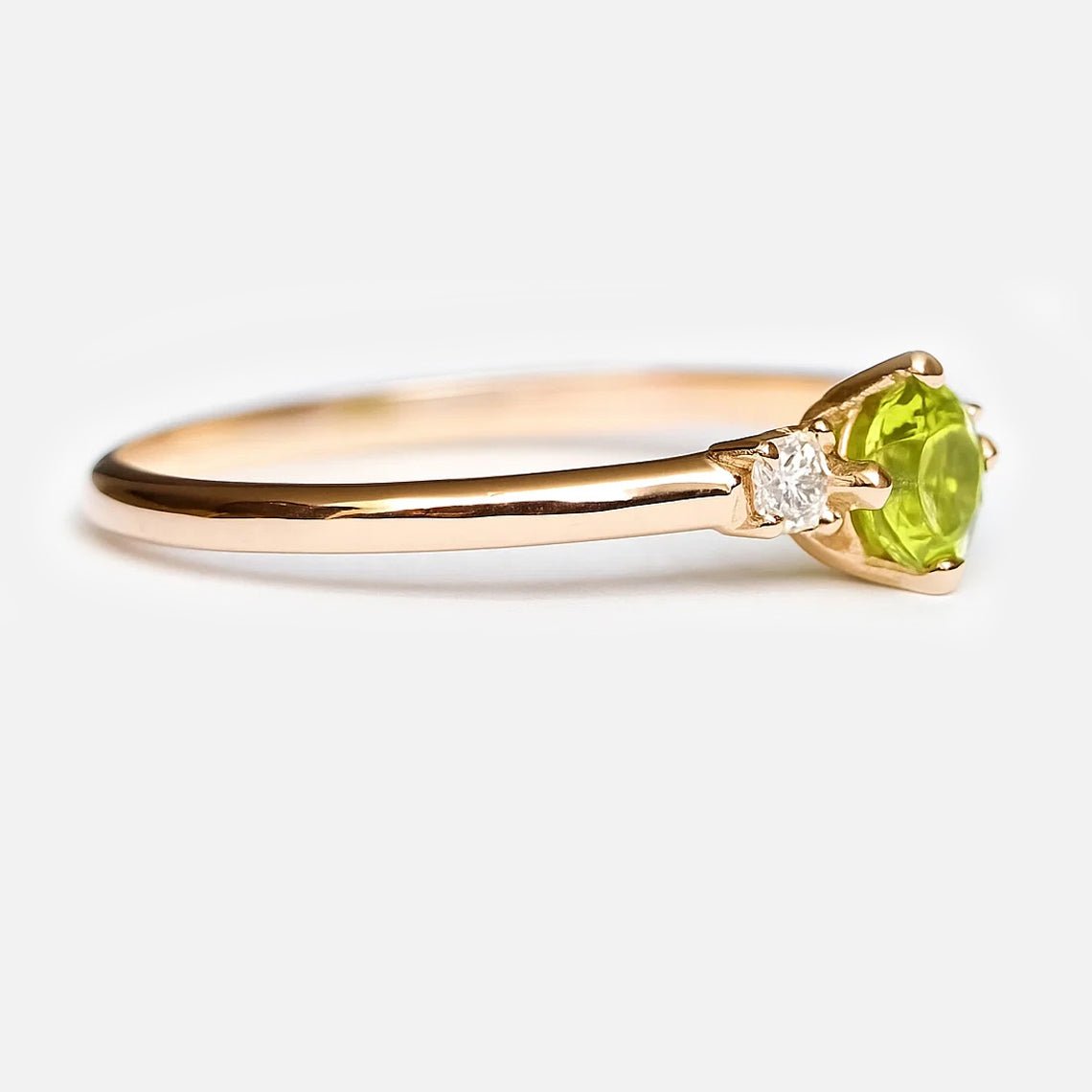Peridot Diamond Ring Toki - SOVATS