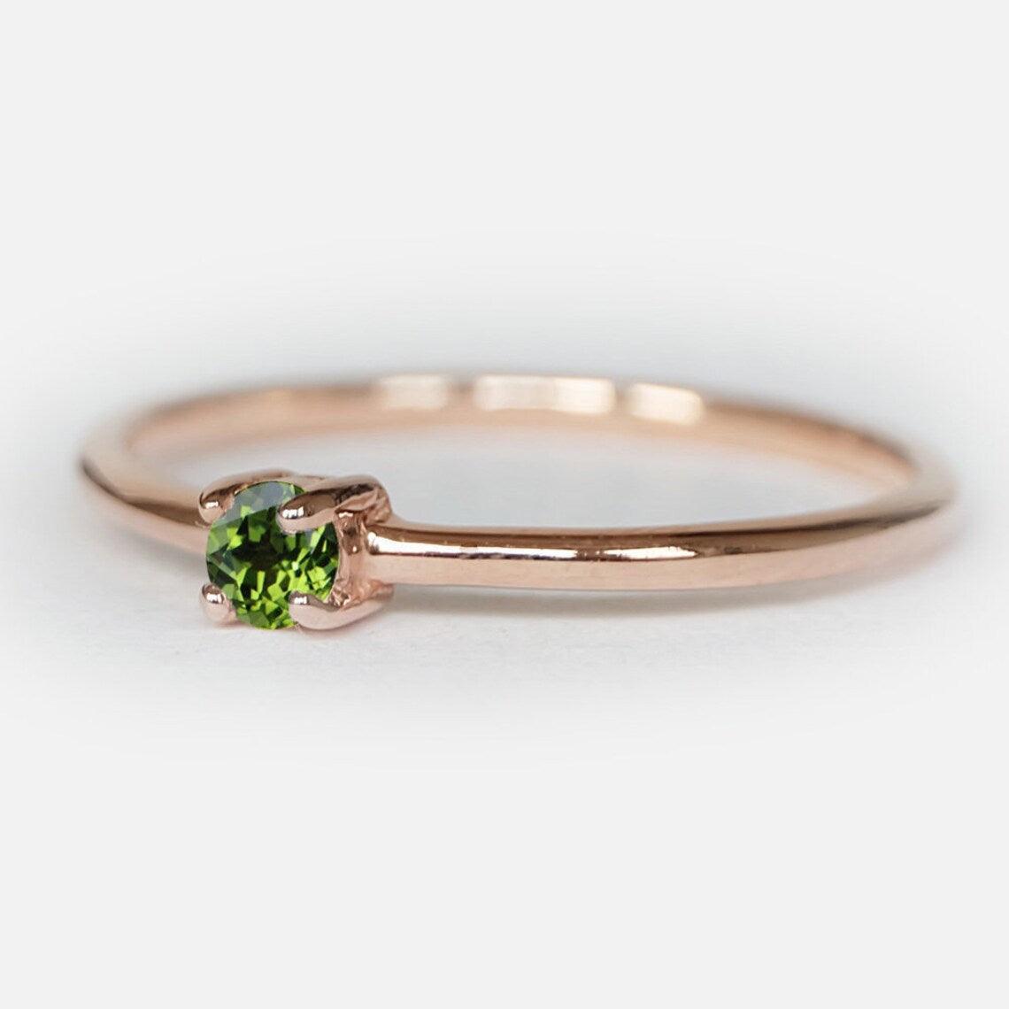 Peridot Solitaire Ring Asal - SOVATS