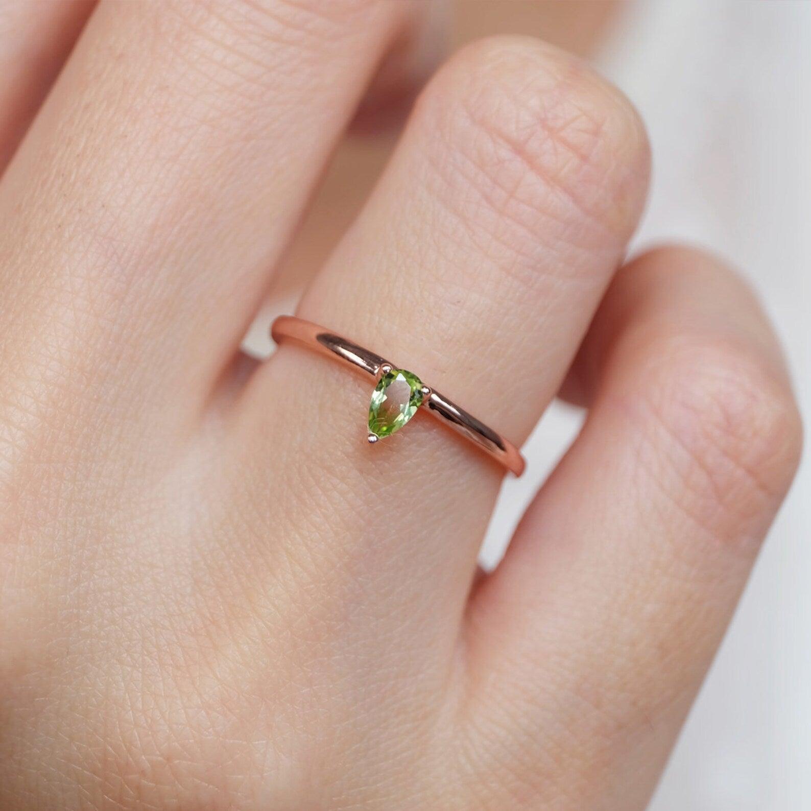 Peridot Teardrop Ring Ciel - SOVATS