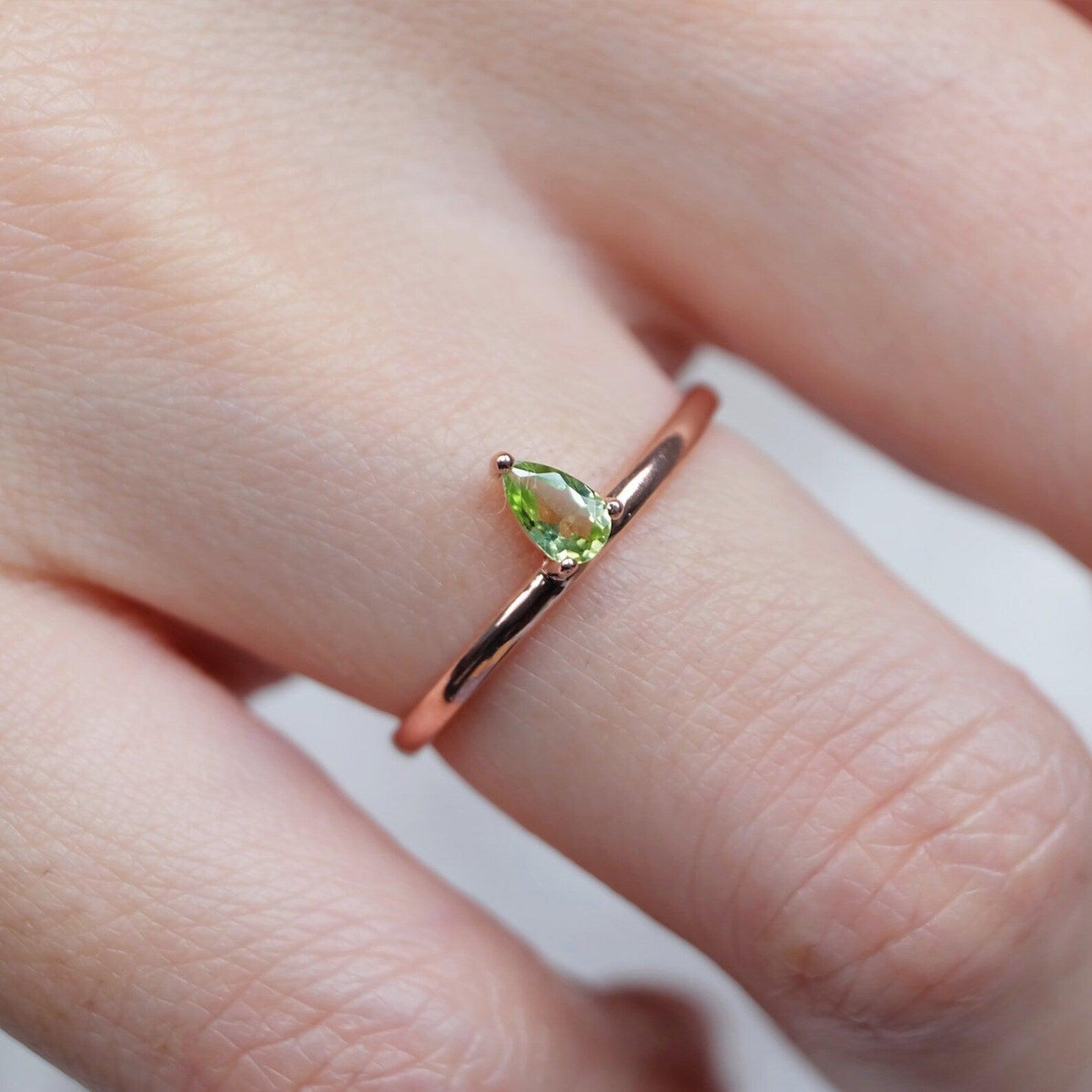 Peridot Teardrop Ring Ciel - SOVATS