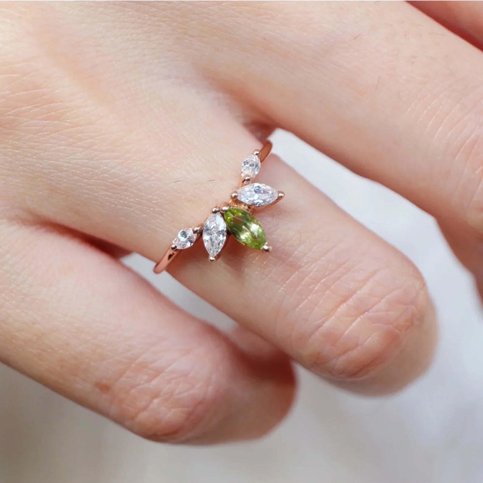 Peridot White Topaz Ring Enu - SOVATS