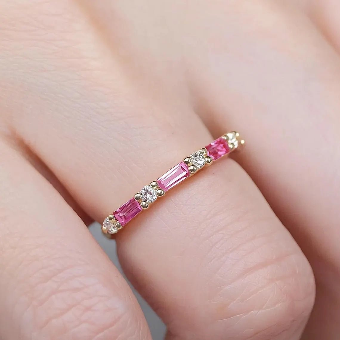 Pink Sapphire Diamond Ring Nada - SOVATS