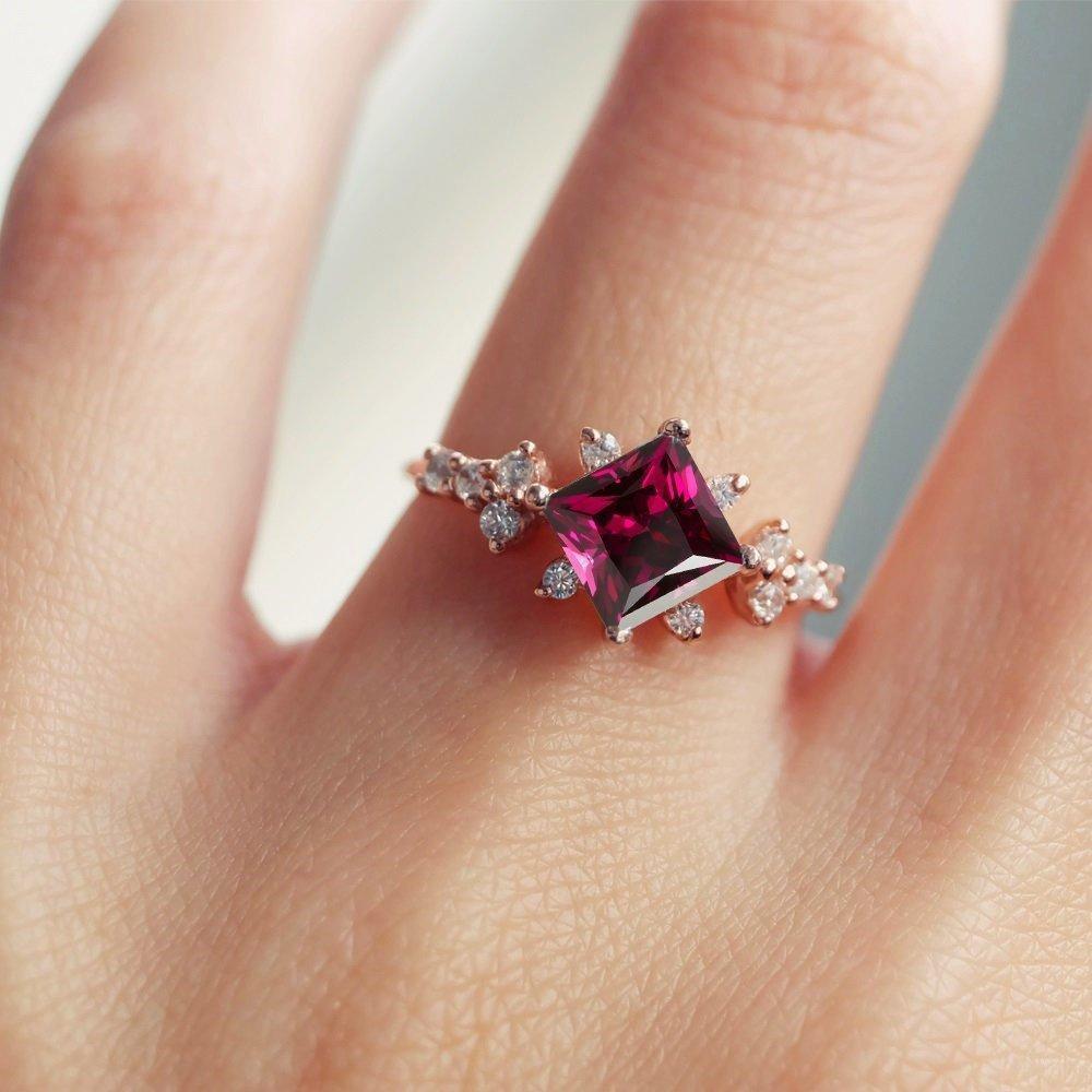 Rhodolite Ring Budur - SOVATS