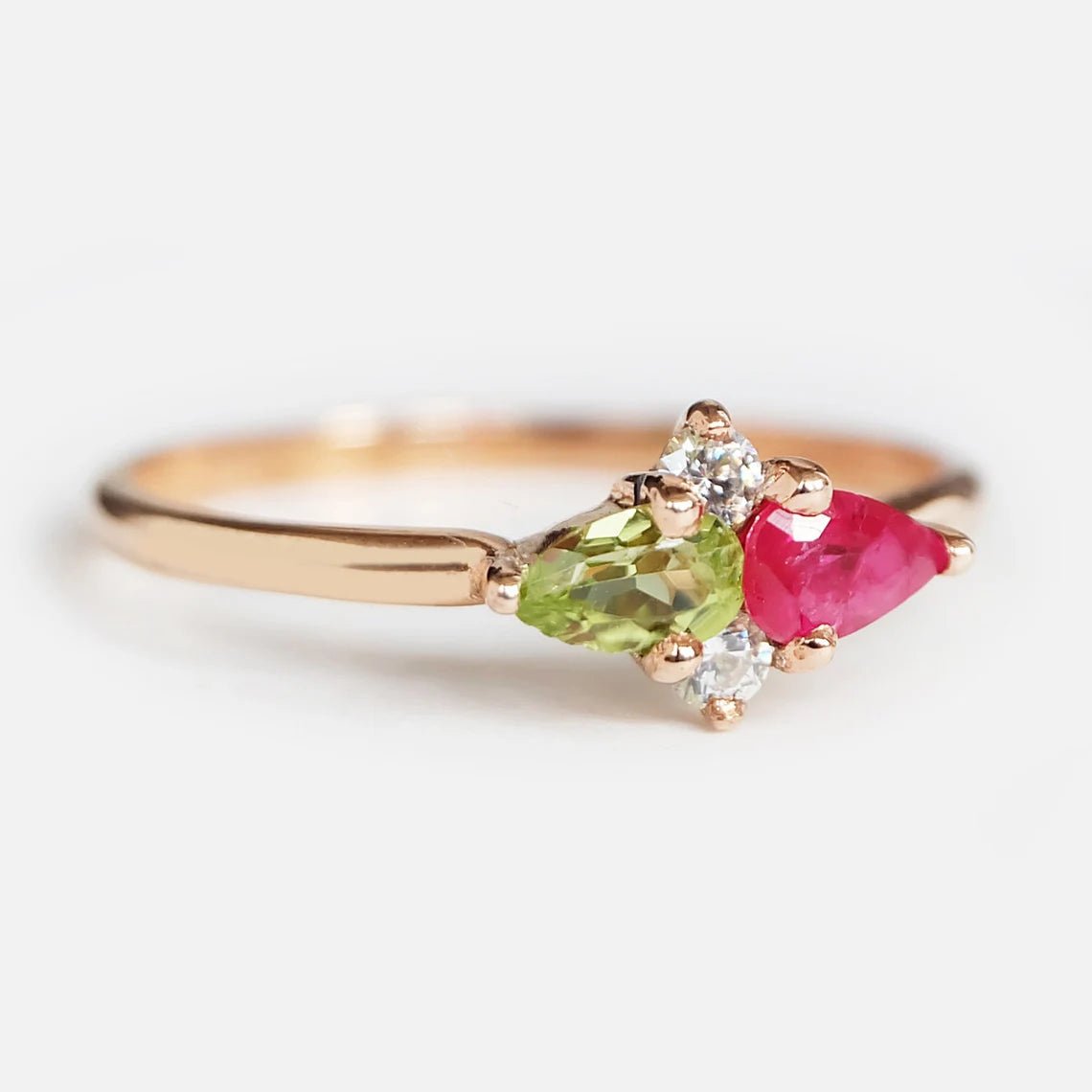 Ruby Peridot Ring Cellinia - SOVATS