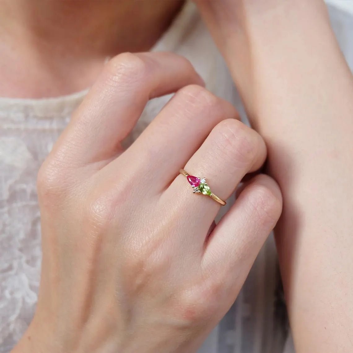 Ruby Peridot Ring Cellinia - SOVATS