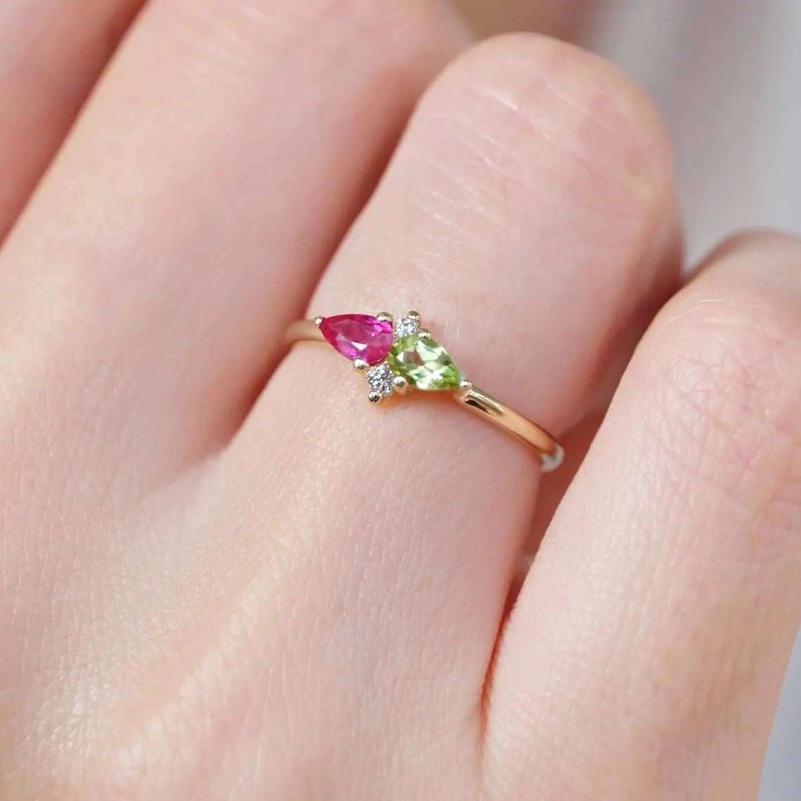 Ruby Peridot Ring Cellinia - SOVATS