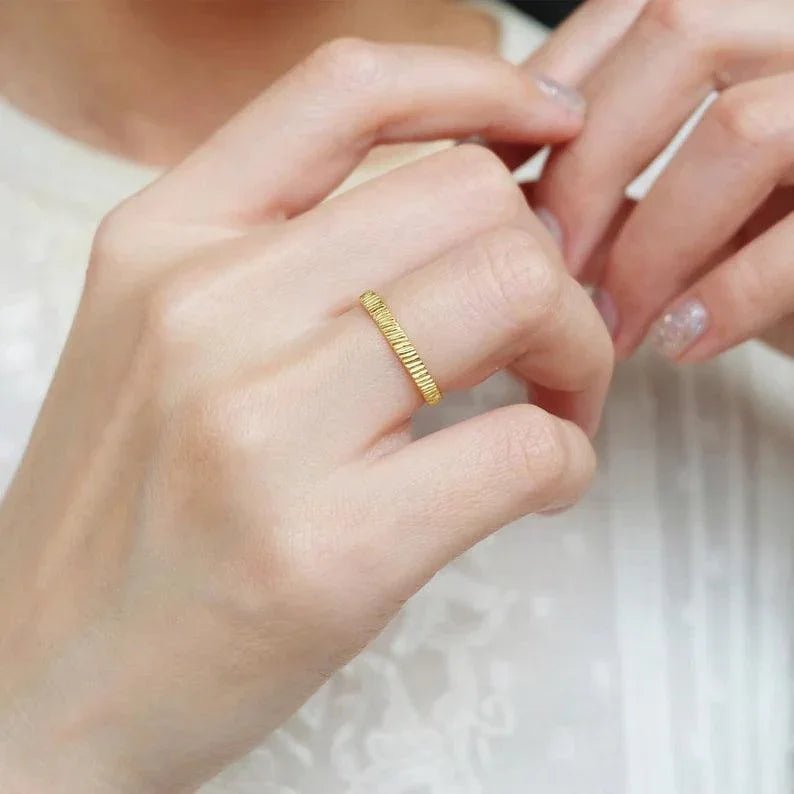 Rustic Band Ring Taheera - SOVATS