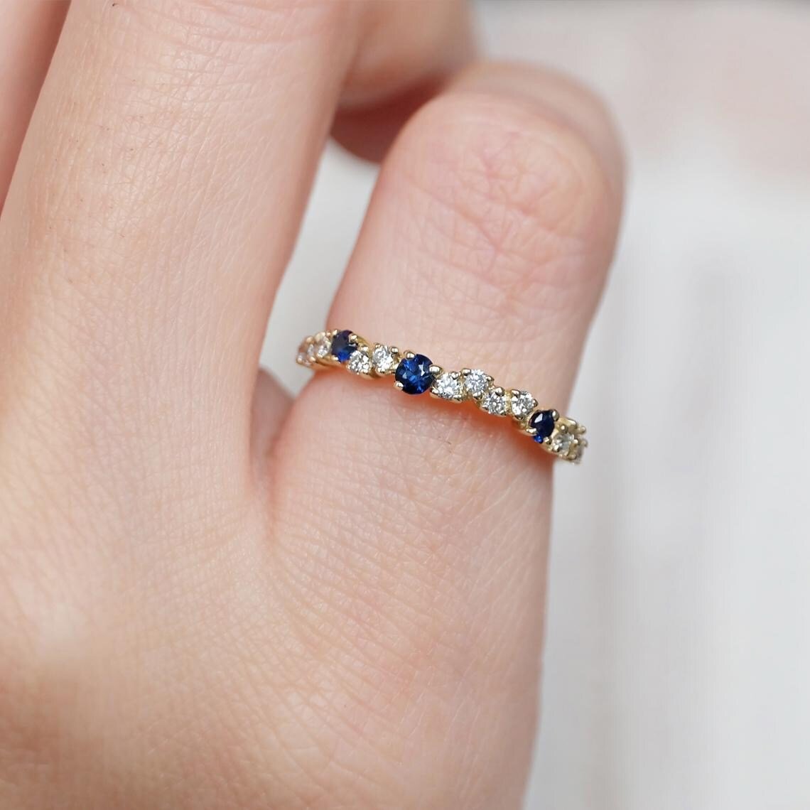 Sapphire Diamond Band Ring Idun - SOVATS