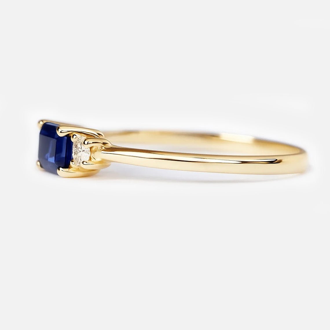 Sapphire Diamond Ring Lucian - SOVATS