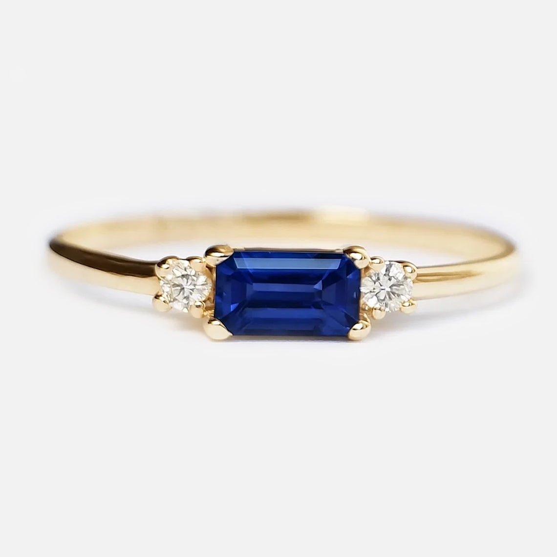Sapphire Diamond Ring Lucian - SOVATS