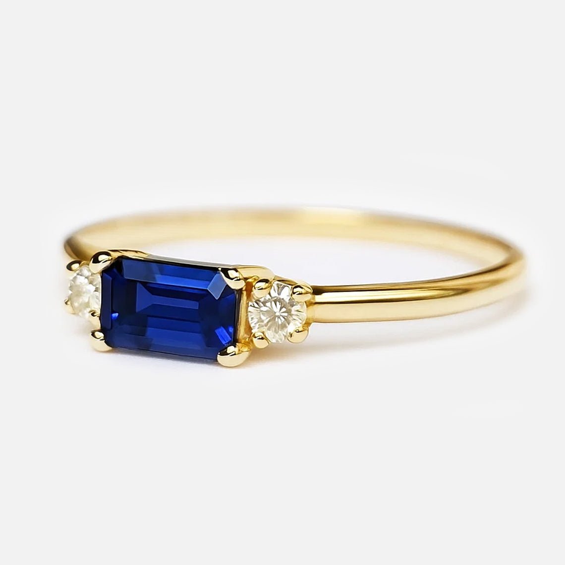 Sapphire Diamond Ring Lucian - SOVATS