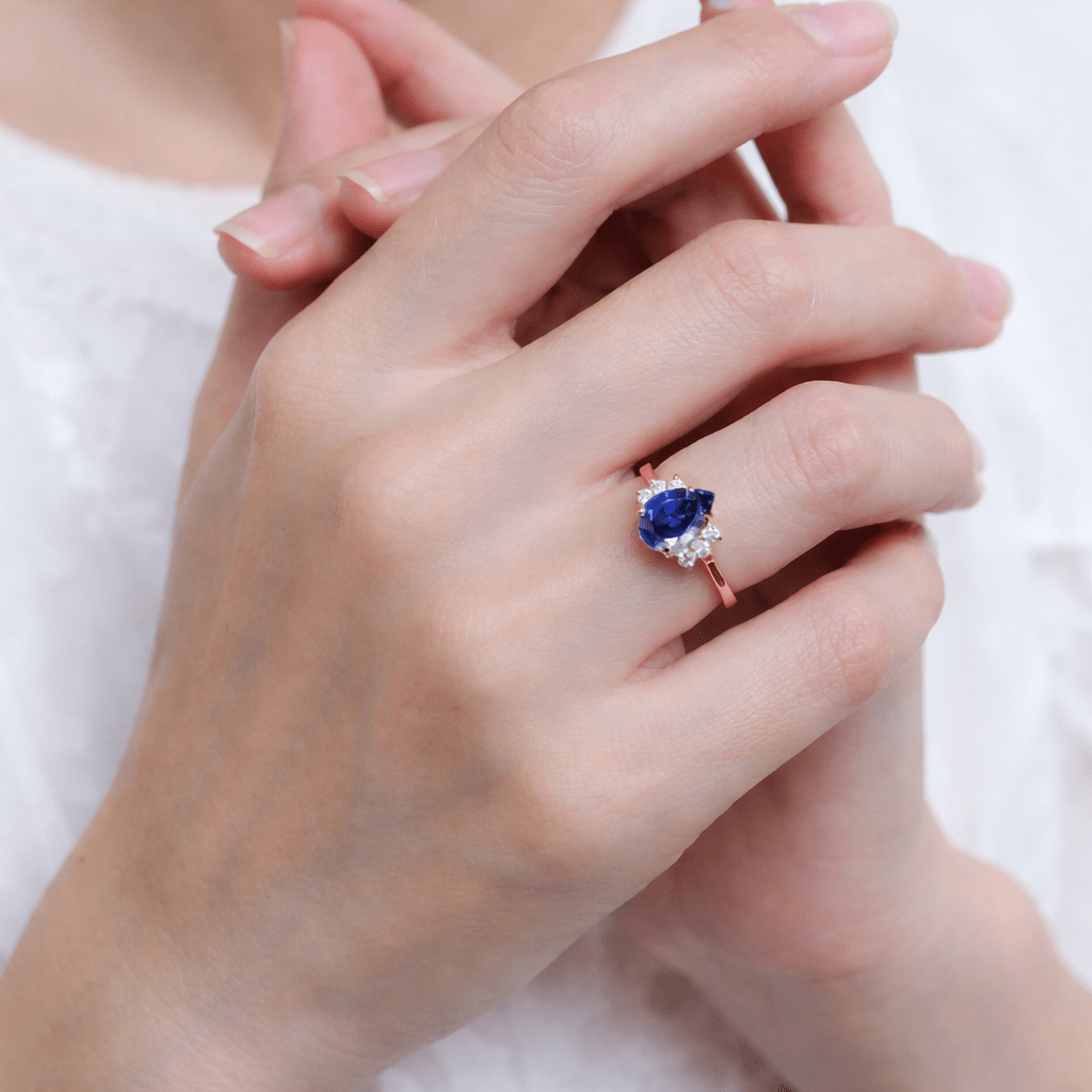 Sapphire Engagement Ring Leia - SOVATS