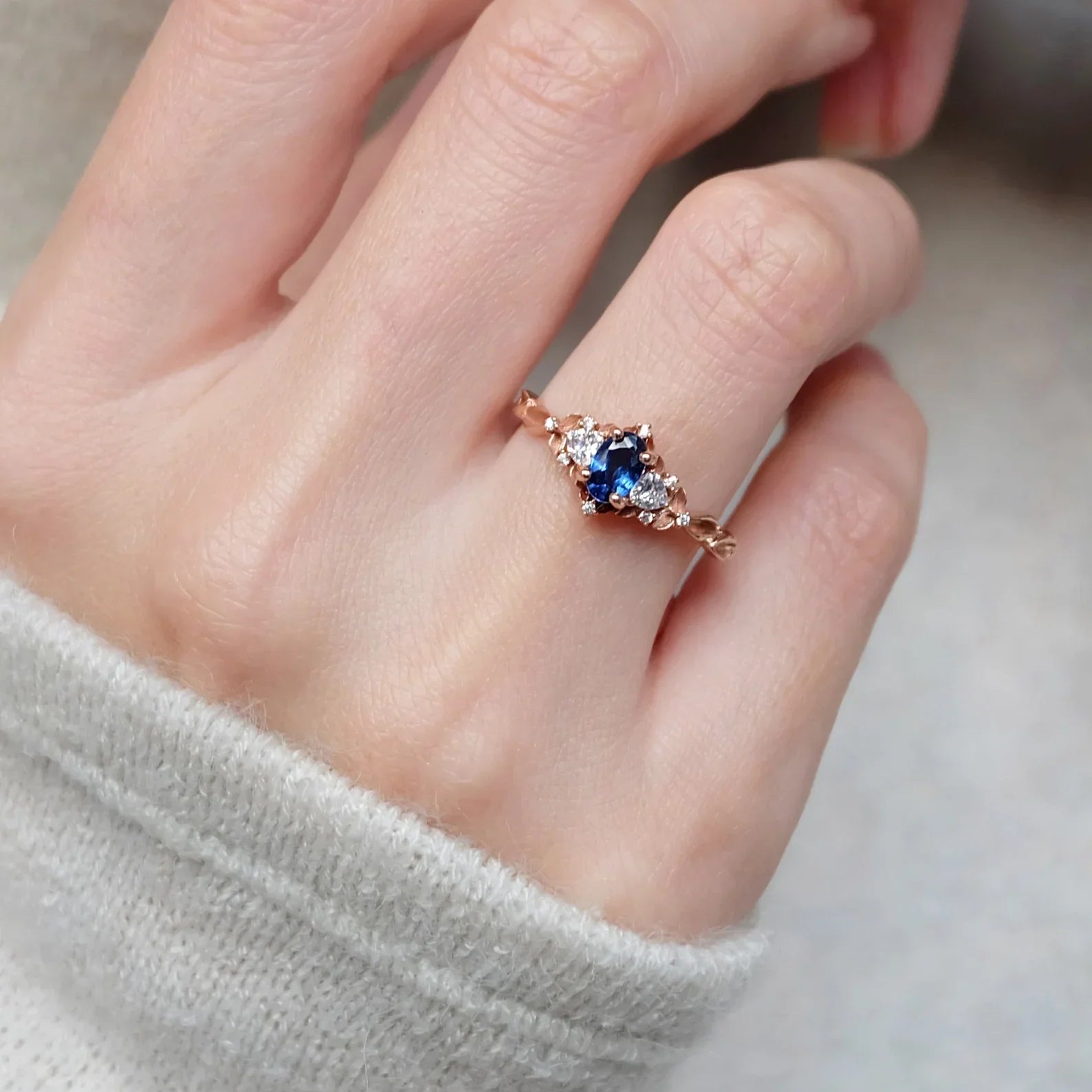 Sapphire Engagement Ring Marcia - SOVATS