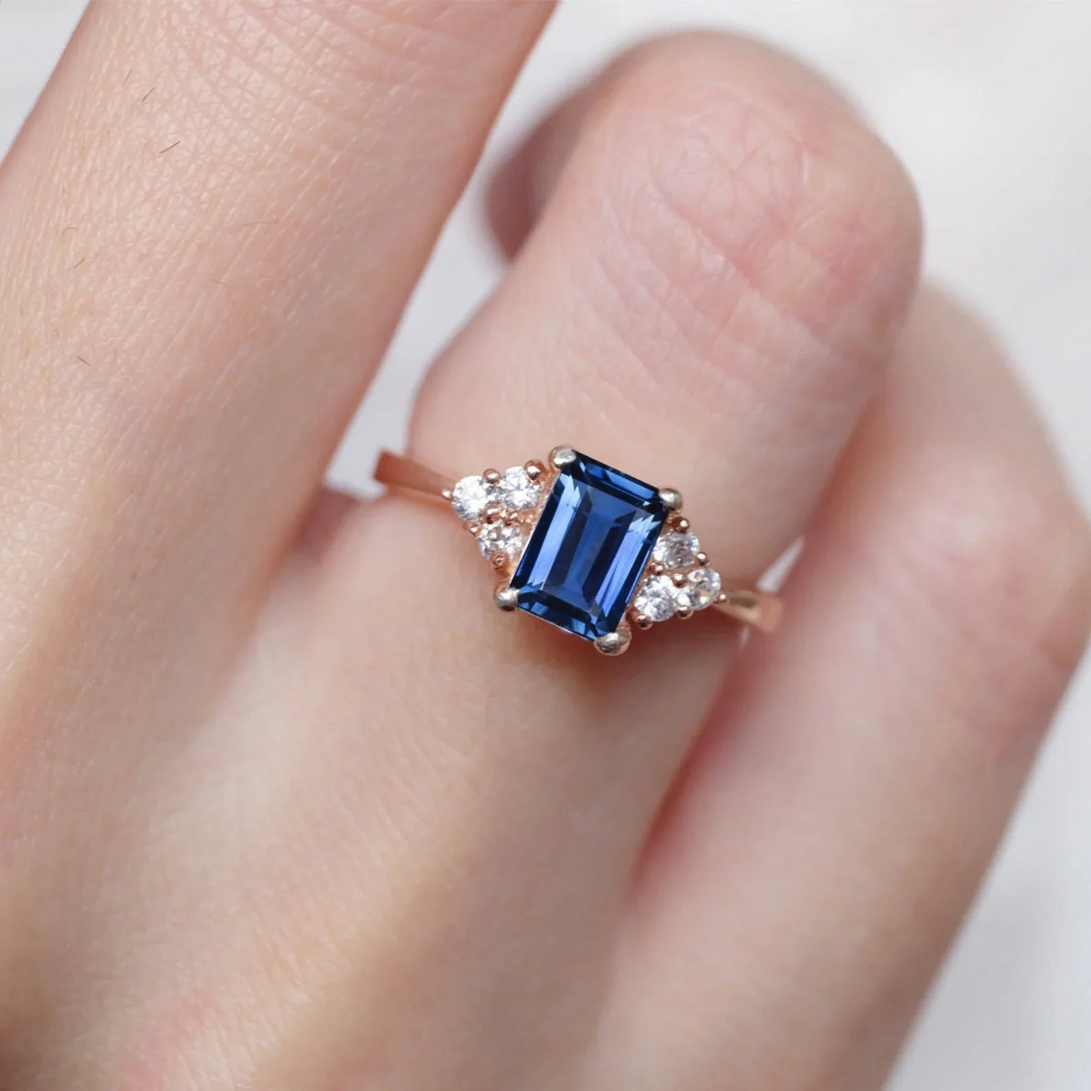Sapphire Engagement Ring Rhea - SOVATS