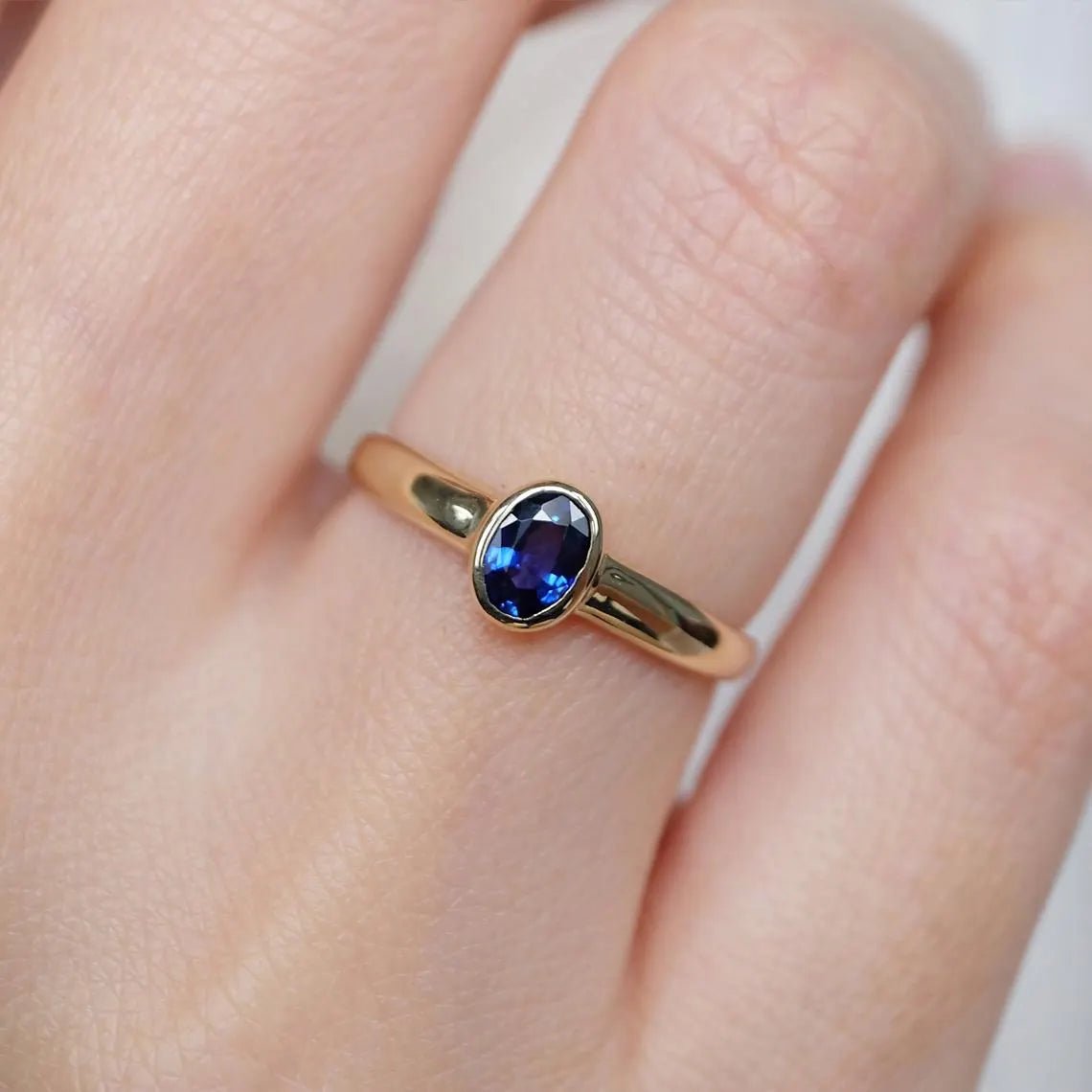 Sapphire Solitaire Ring Tertu - SOVATS