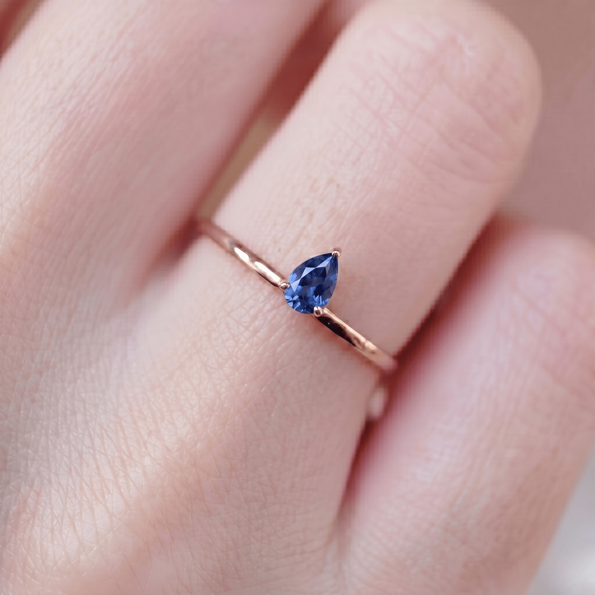 September Birthstone Ring Nessa - SOVATS