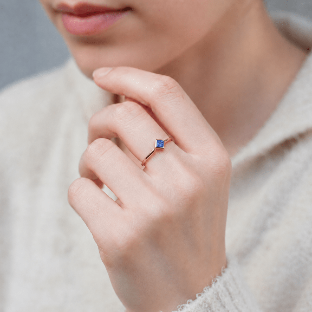 September's Birthstone Ring Gigi - SOVATS