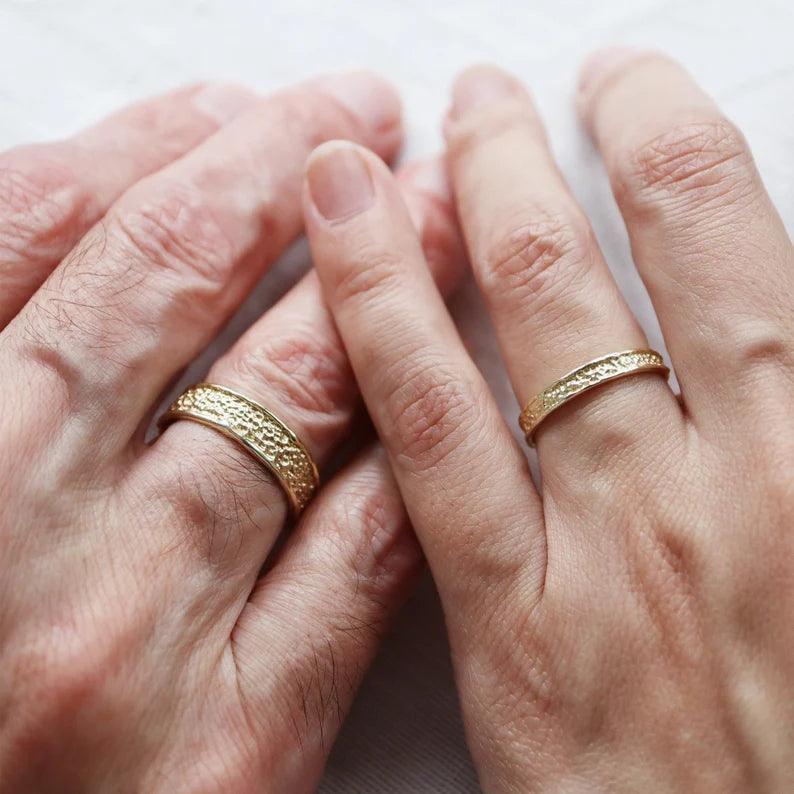 Textured Band Ring Mohsin - SOVATS