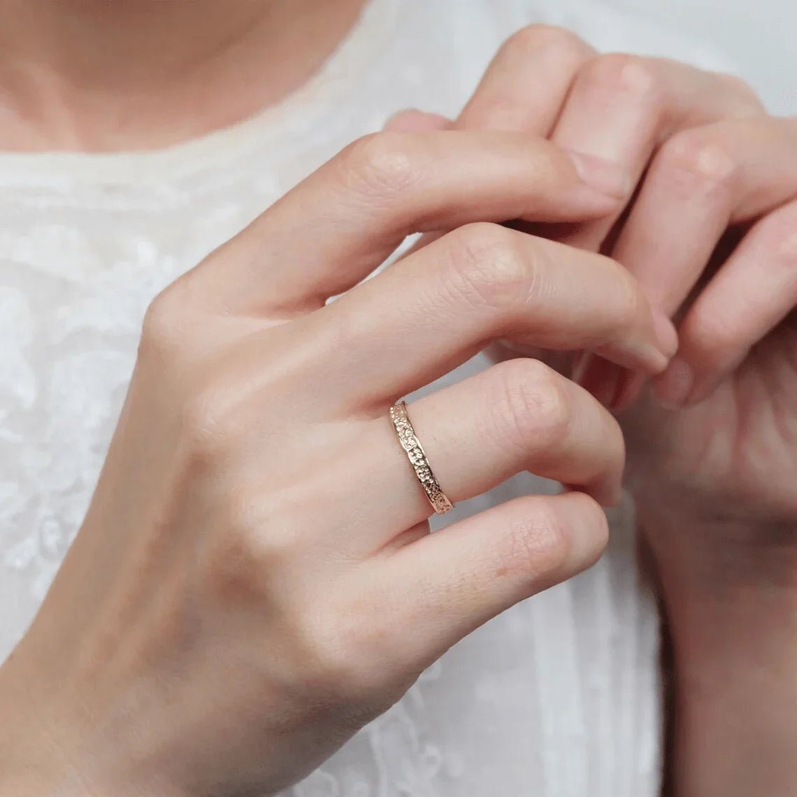 Textured Band Ring Mohsin - SOVATS