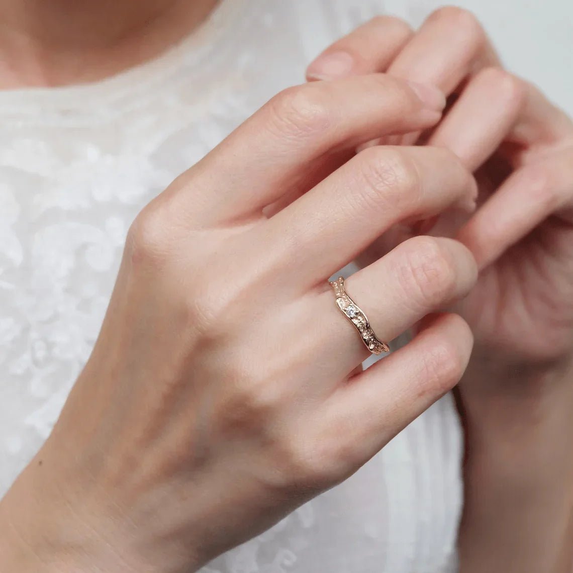 Textured Dimond Band Ring Irene - SOVATS