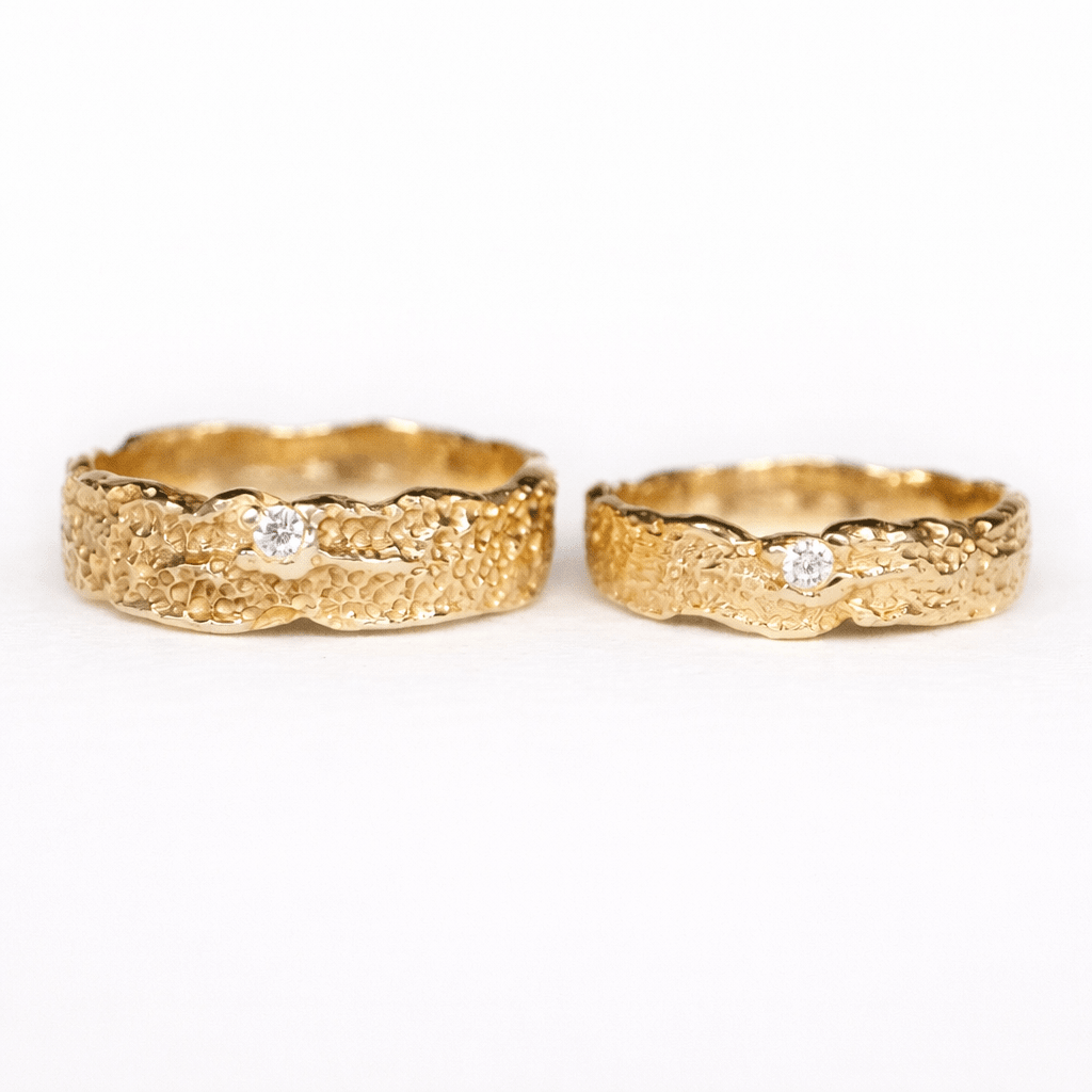 Textured Wedding Diamond Gold Ring Set Valentin - SOVATS