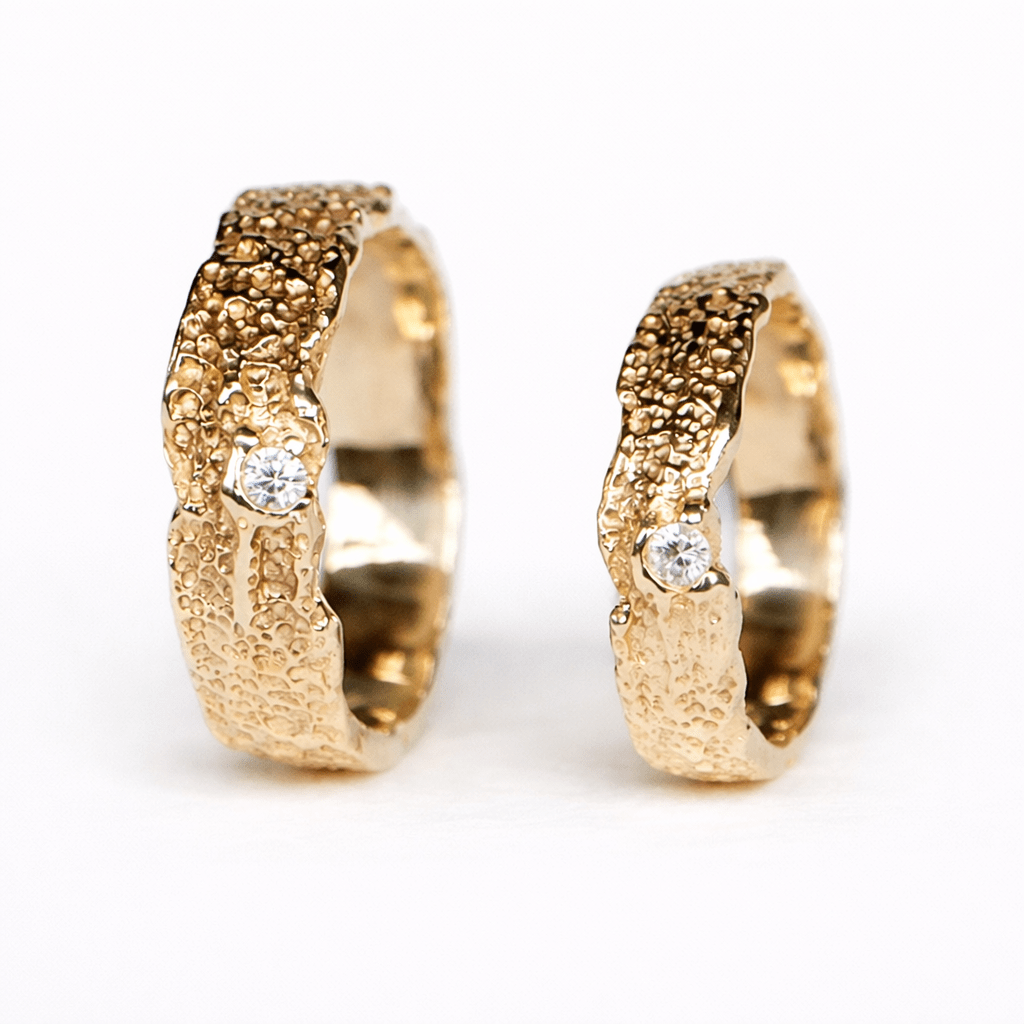 Textured Wedding Diamond Gold Ring Set Valentin - SOVATS