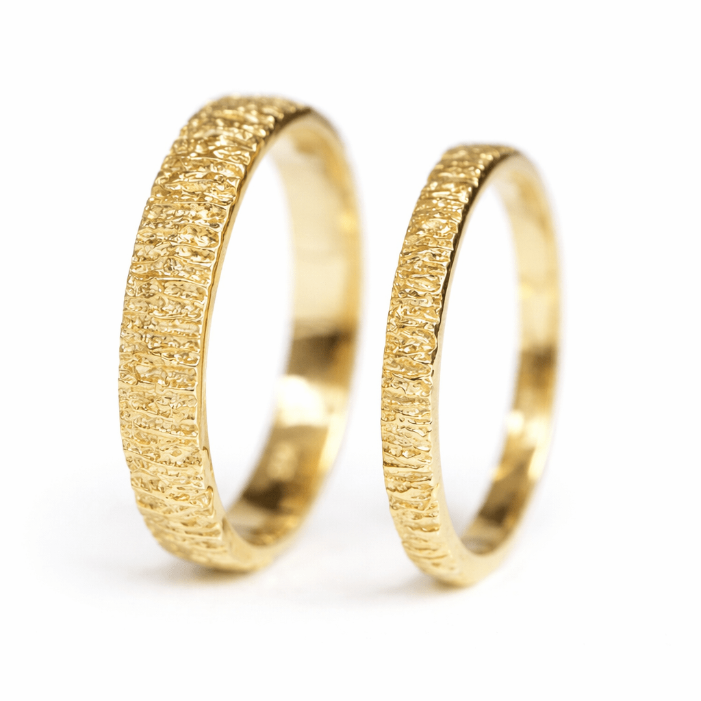 Textured Wedding Gold Ring Set Nurul - SOVATS