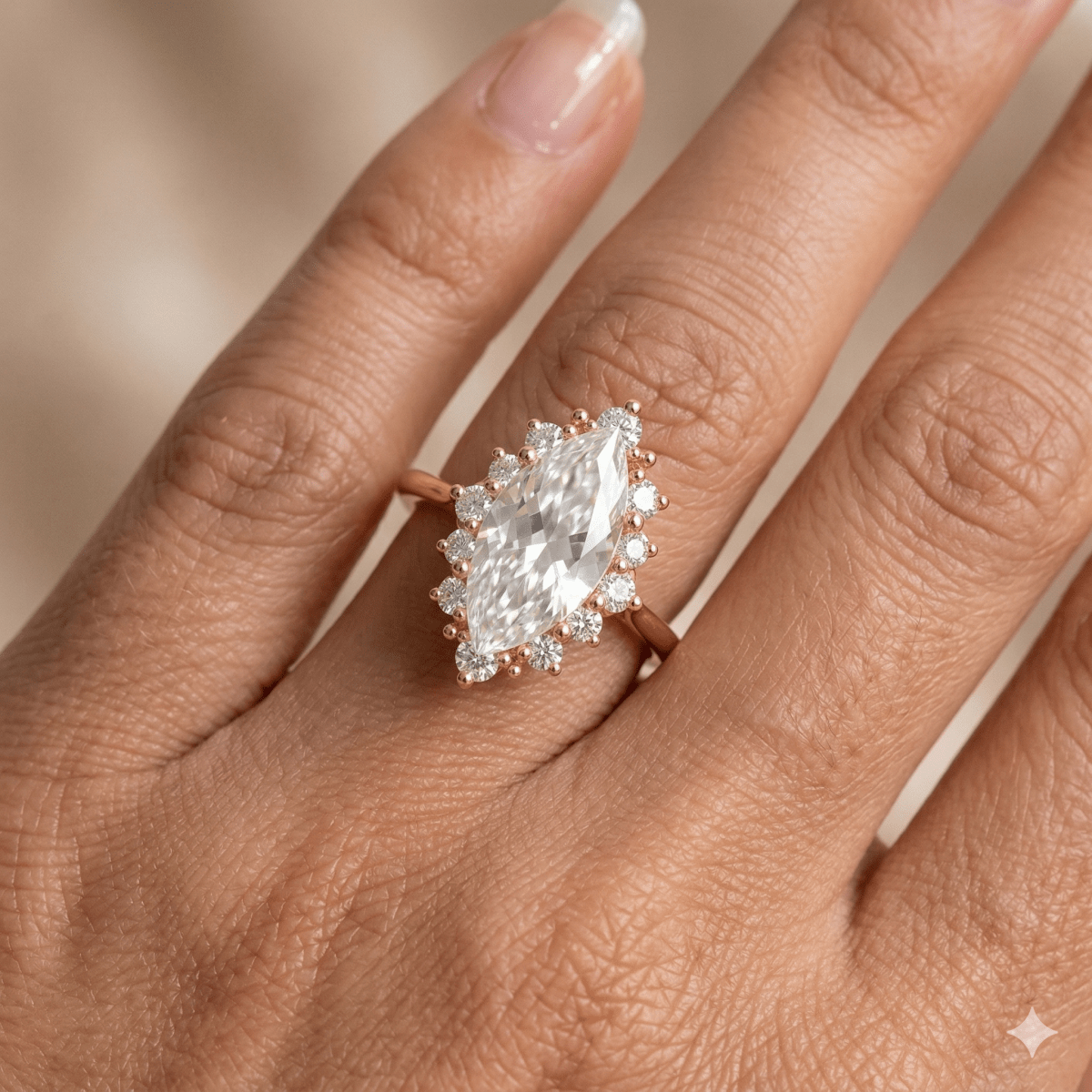 White Topaz Diamond Gold Ring Nafiri - SOVATS