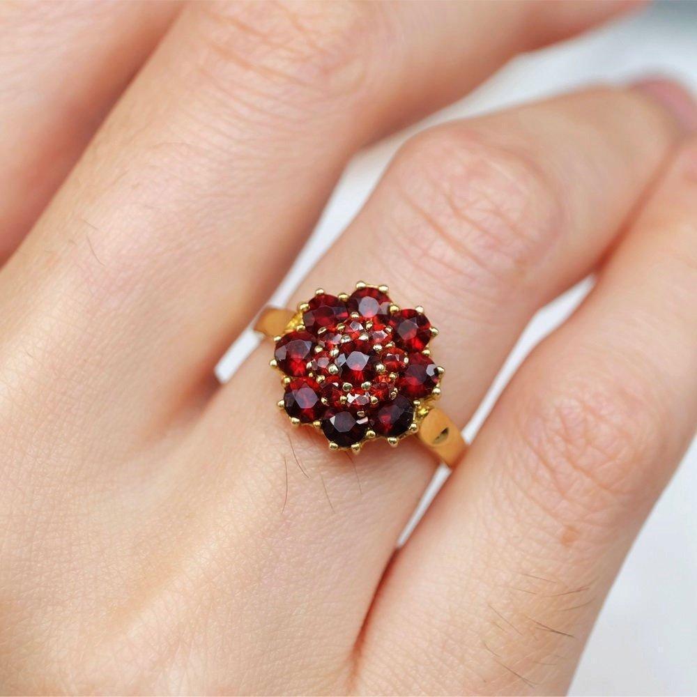 0.30 Carats 14k Solid Gold Garnet Engagement Ring - SOVATS