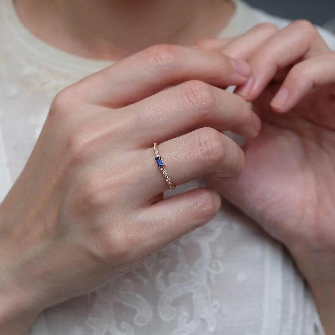 Blue Sapphire Baguette Ring Bacchetto - SOVATS
