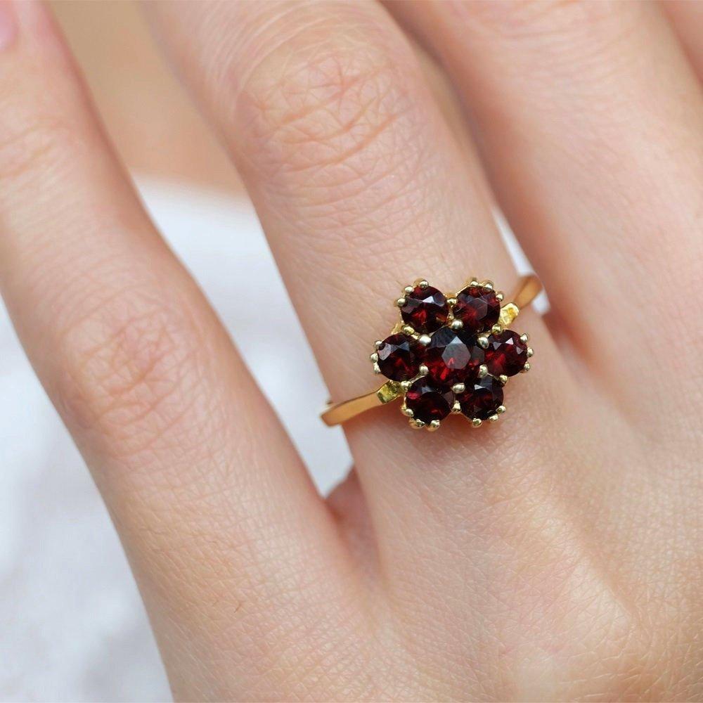 Garnet Cluster Ring Elilmani - SOVATS