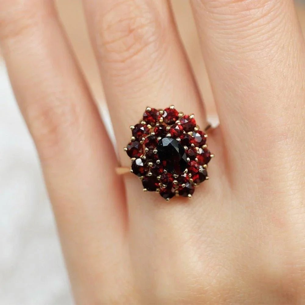 Garnet Ring Ece - SOVATS