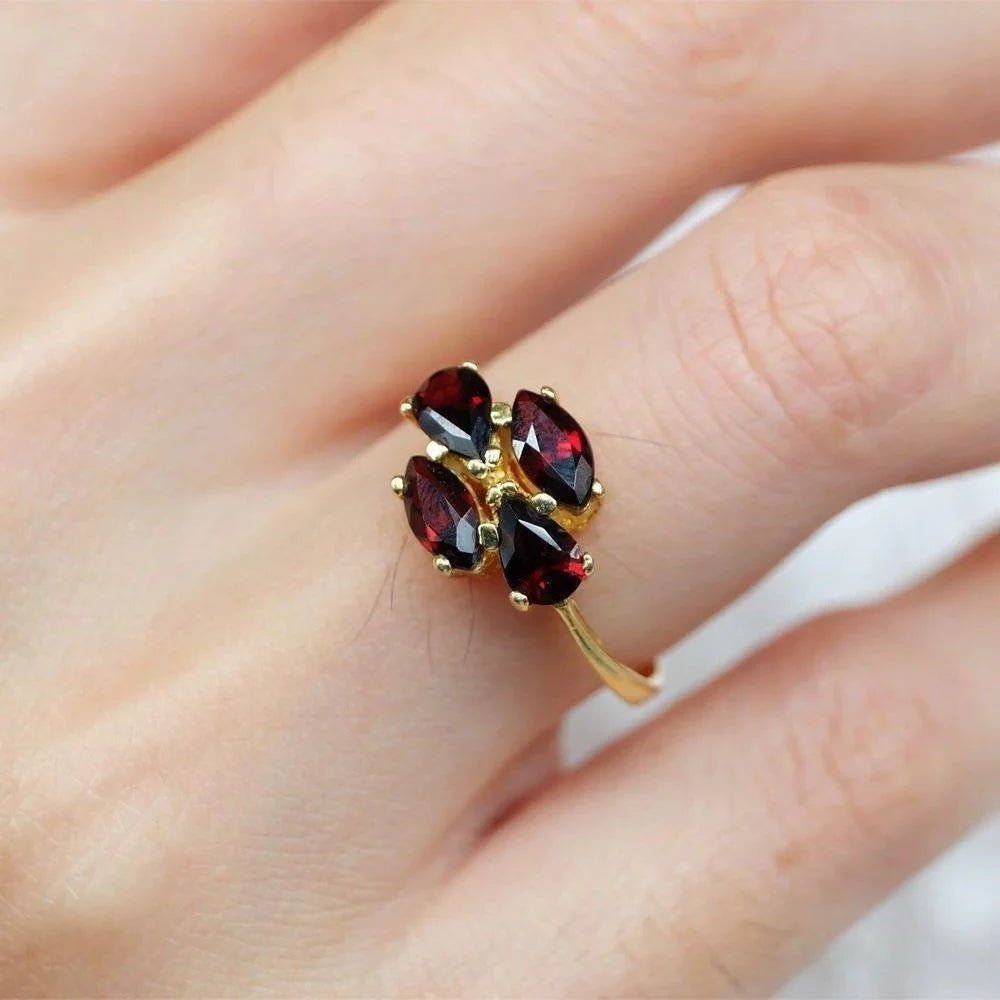 Garnet Ring Manava - SOVATS