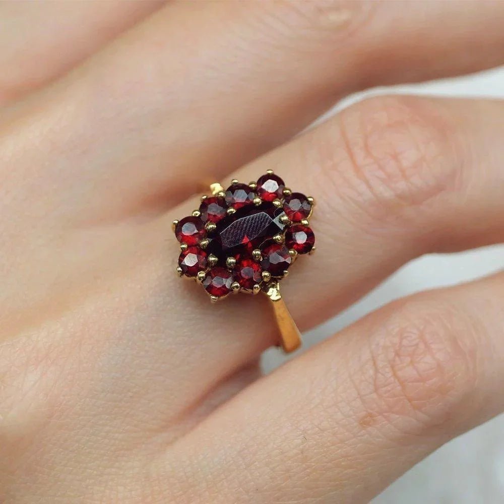Garnet Ring Takarra - SOVATS