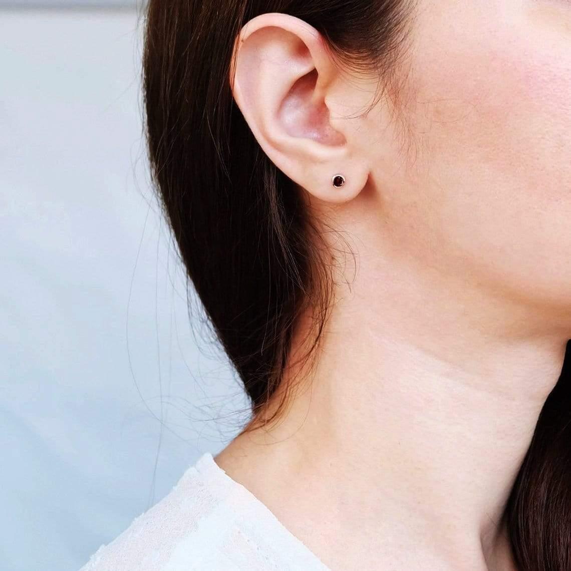 January's Birthstone Earrings Carina - SOVATS